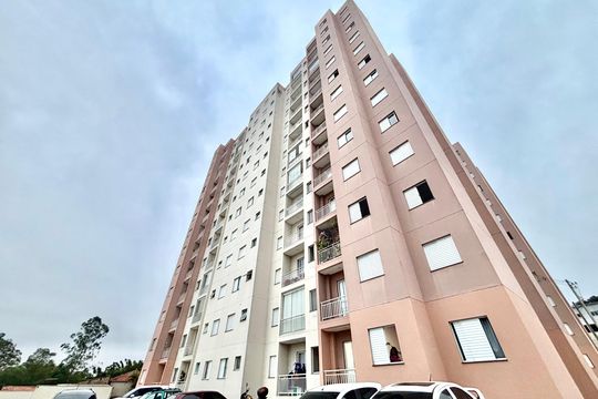 Fachada de apartamento para alugar com 2 quartos, 48m² em Jardim Rodrigues Alves, Ferraz de Vasconcelos
