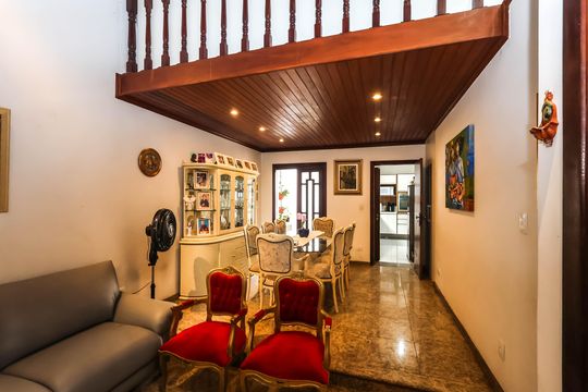 Sala de casa à venda com 3 quartos, 200m² em Ipiranga, São Paulo