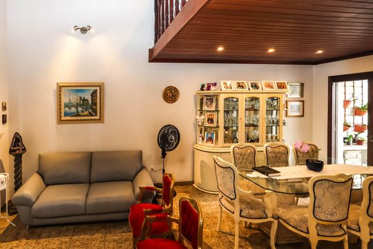 Sala de casa à venda com 3 quartos, 200m² em Ipiranga, São Paulo