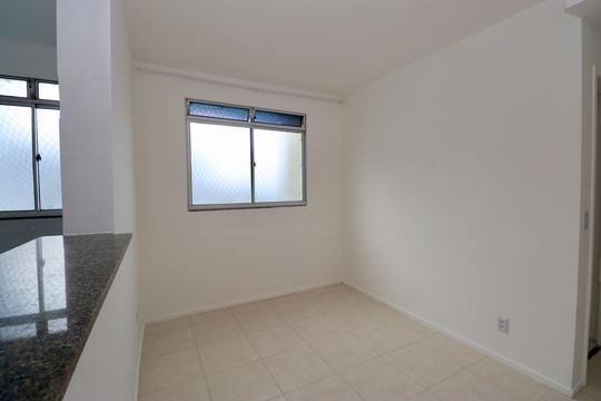 Sala de apartamento para alugar com 2 quartos, 49m² em Tancredo Neves, Salvador