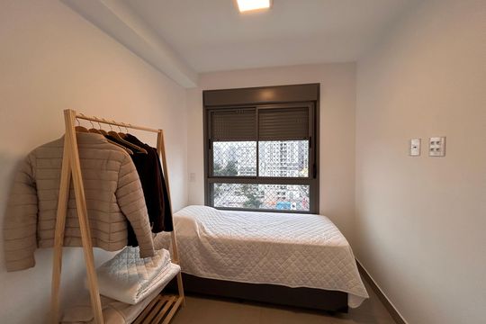 Quarto  de apartamento para alugar com 1 quarto, 37m² em Santo Amaro, São Paulo