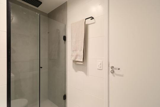 Banheiro  de apartamento para alugar com 1 quarto, 25m² em Pompeia, São Paulo