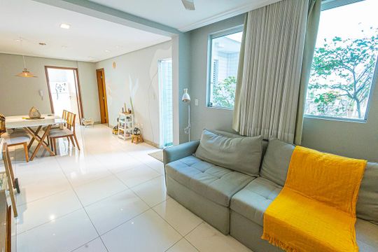 sala de apartamento para alugar com 3 quartos, 85m² em Castelo, Belo Horizonte