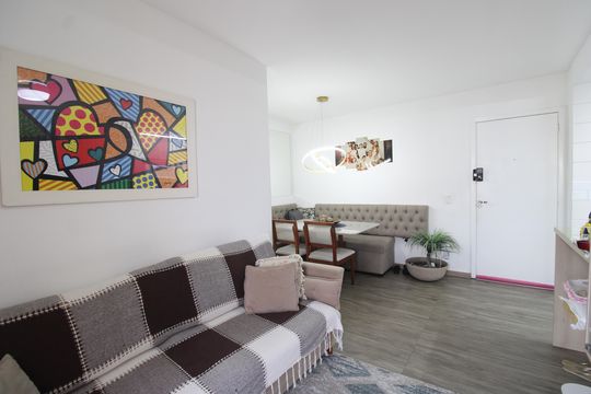 Sala de apartamento à venda com 3 quartos, 74m² em Taquara, Rio de Janeiro