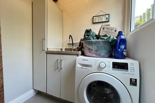 Área de Serviço de casa de condomínio para alugar com 2 quartos, 100m² em Itacorubi, Florianópolis