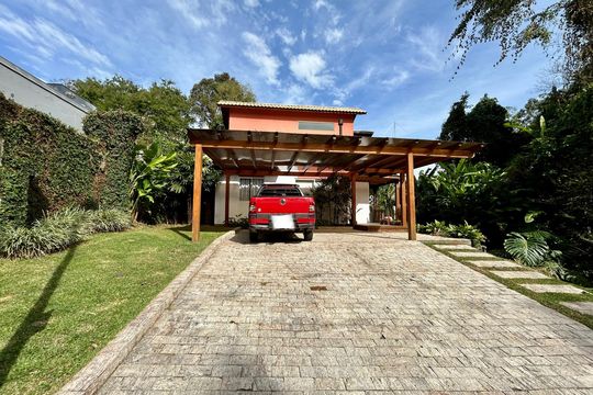 Fachada de casa de condomínio para alugar com 2 quartos, 100m² em Itacorubi, Florianópolis