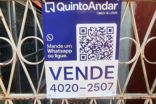 Placa de casa à venda com 2 quartos, 80m² em Venda da Cruz, São Gonçalo