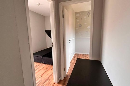 Corredor de casa de condomínio para alugar com 2 quartos, 48m² em Chácara Ondas Verdes, Cotia