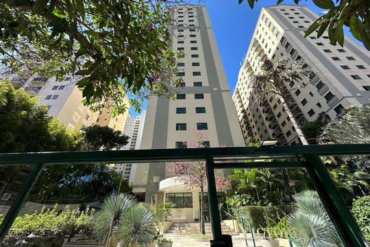 Fachada de apartamento à venda com 2 quartos, 75m² em Alphaville Industrial, Barueri