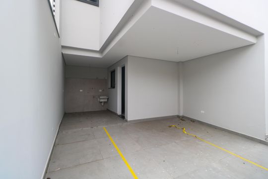 Garagem de casa à venda com 3 quartos, 92m² em Vila Pires, Santo André