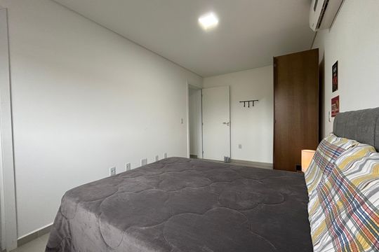 Suíte de apartamento para alugar com 1 quarto, 60m² em Ingleses Norte, Florianópolis