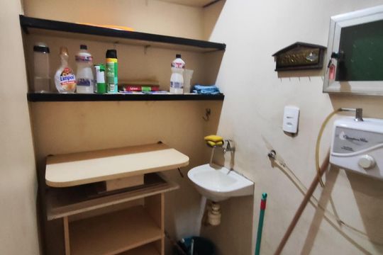 Área de serviço de kitnet/studio para alugar com 1 quarto, 25m² em Copacabana, Rio de Janeiro