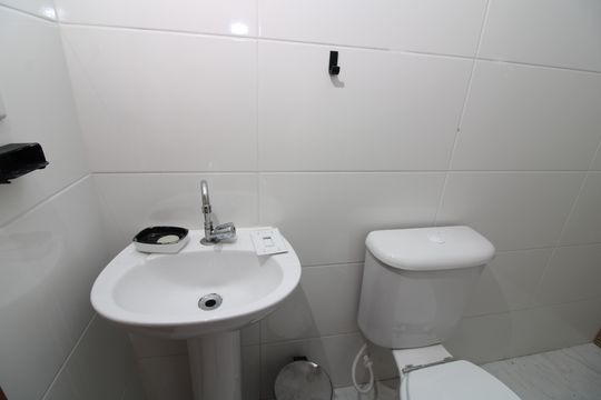 banheiro de apartamento para alugar com 2 quartos, 40m² em Vila Lais, São Paulo