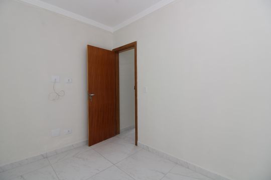Quarto 2 de apartamento para alugar com 2 quartos, 40m² em Vila Lais, São Paulo
