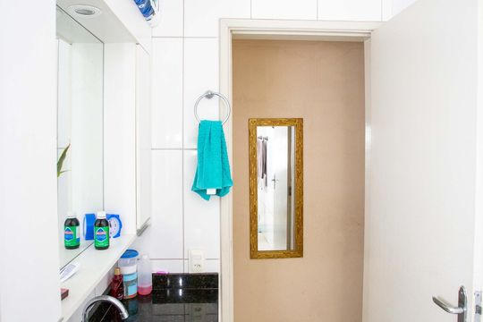 Banheiro de casa à venda com 2 quartos, 208m² em Centro, Diadema