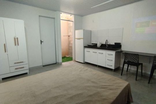Kitnet/Studio para alugar com 1 quarto, 18m² em Parque das Laranjeiras, Goiânia