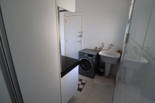 Área de serviço  de apartamento para alugar com 3 quartos, 194m² em Jardim Nova Alianca Sul, Ribeirão Preto