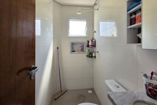Banheiro de apartamento à venda com 2 quartos, 88m² em Jardim Utinga, Santo André