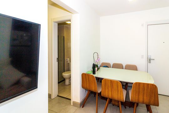 Sala de apartamento à venda com 2 quartos, 46m² em Jardim Santo Antoninho, São Paulo