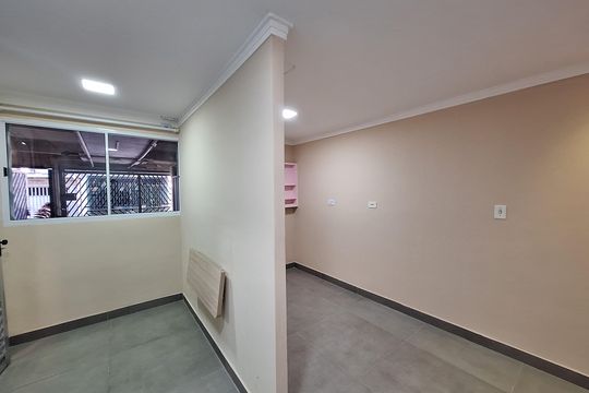 Cozinha de casa para alugar com 1 quarto, 30m² em Tamanduateí 8, Santo André