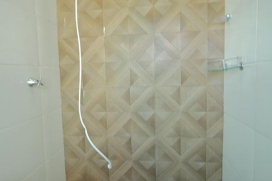 Banheiro  de casa para alugar com 2 quartos, 125m² em Jardim Nova Petrópolis, São Bernardo do Campo