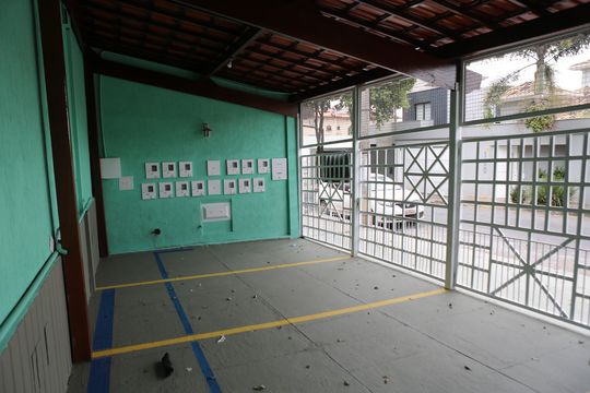 Área comum de casa de condomínio à venda com 2 quartos, 100m² em Camargos, Belo Horizonte