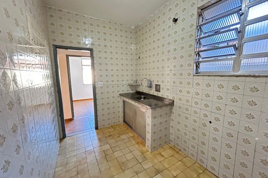 Cozinha de casa para alugar com 2 quartos, 55m² em Marechal Hermes , Rio de Janeiro