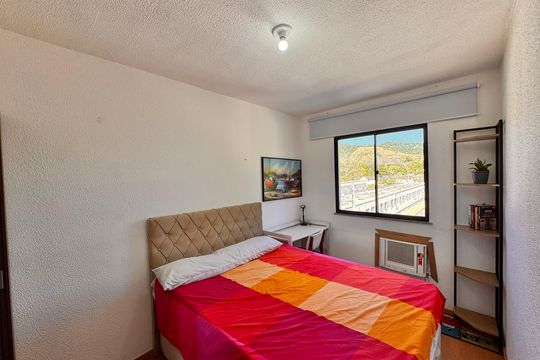 Quarto 1 de apartamento à venda com 2 quartos, 45m² em Vargem Grande, Rio de Janeiro
