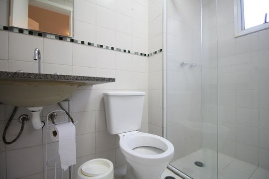 Banheiro 1 de apartamento para alugar com 2 quartos, 54m² em Vila Andrade, São Paulo