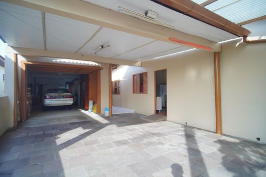 garagem de casa à venda com 3 quartos, 180m² em Scharlau, São Leopoldo