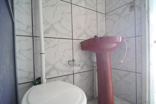 Banheiro de casa para alugar com 2 quartos, 80m² em Feitoria, São Leopoldo