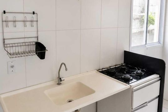 Cozinha de apartamento para alugar com 2 quartos, 47m² em Shopping Park, Uberlândia