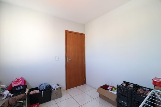 Quarto 1 de apartamento para alugar com 2 quartos, 47m² em Shopping Park, Uberlândia