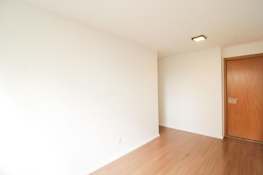 Sala / cozinha de apartamento à venda com 2 quartos, 42m² em Jardim Iris, São Paulo