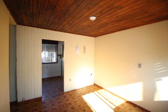 Sala de apartamento à venda com 2 quartos, 50m² em Rubem Berta, Porto Alegre