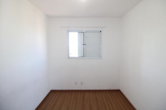 Quarto 2 de apartamento para alugar com 2 quartos, 49m² em Vila Roque, São Paulo