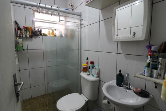 Banheiro de casa à venda com 4 quartos, 125m² em Jardim Raposo Tavares, São Paulo