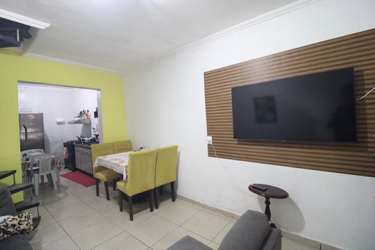 Casa à venda com 2 quartos, 55m² em Jardim Novo Horizonte, São Paulo