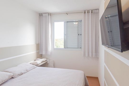 Quarto 1 de apartamento para alugar com 2 quartos, 44m² em Vila São Bernardo, Campinas