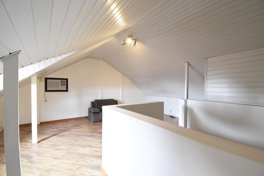 Ático de casa de condomínio à venda com 3 quartos, 120m² em Bacacheri, Curitiba