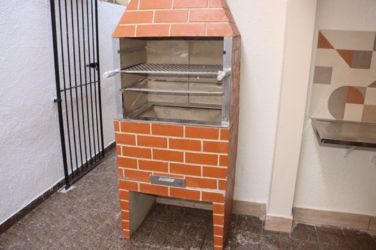 Área externa de casa para alugar com 3 quartos, 152m² em Vila California, São Paulo