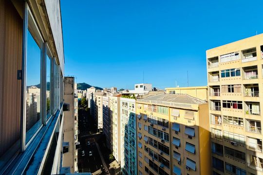 Apartamento à venda com 3 quartos, 160m² em Copacabana, Rio de Janeiro