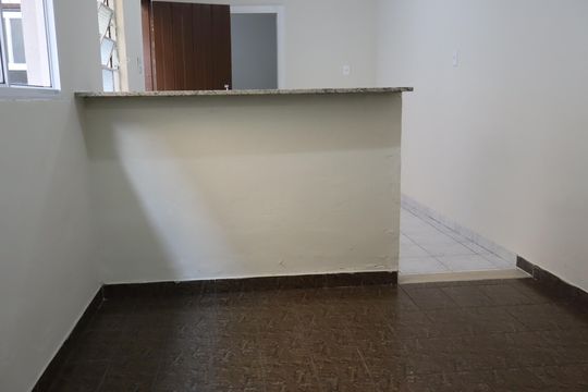Casa para alugar com 1 quarto, 60m² em Vila California, São Paulo