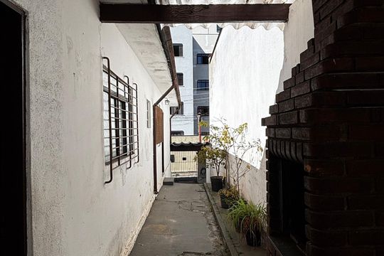 Corredor de casa à venda com 2 quartos, 156m² em Vila Francisco Matarazzo, Santo André