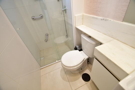 Banheiro de apartamento à venda com 3 quartos, 92m² em Residencial Vista Verde, Campinas