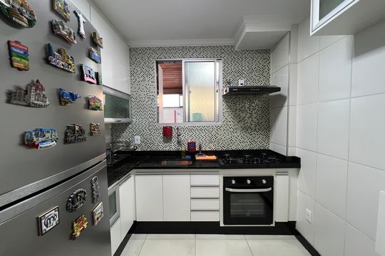 Cozinha de apartamento à venda com 2 quartos, 75m² em Paquetá, Belo Horizonte