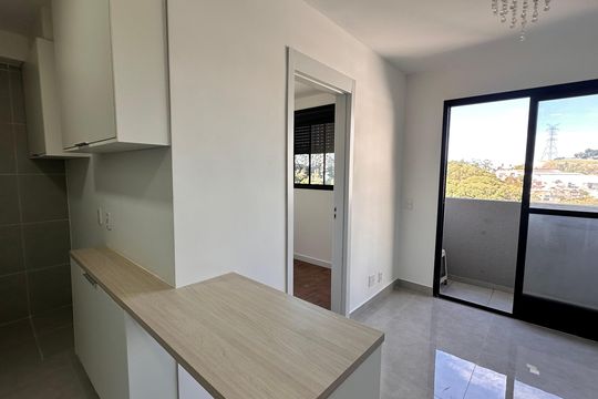 Apartamento à venda com 2 quartos, 38m² em Jardim São Luís, São Paulo