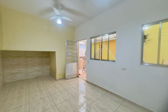 Sala de casa para alugar com 2 quartos, 43m² em Cidade Parque Alvorada, Guarulhos