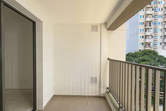 Sacada de kitnet/studio à venda com 1 quarto, 34m² em Jardim das Acacias, São Paulo
