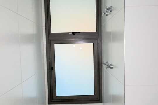 Banheiro de kitnet/studio à venda com 1 quarto, 29m² em Jardim das Acacias, São Paulo